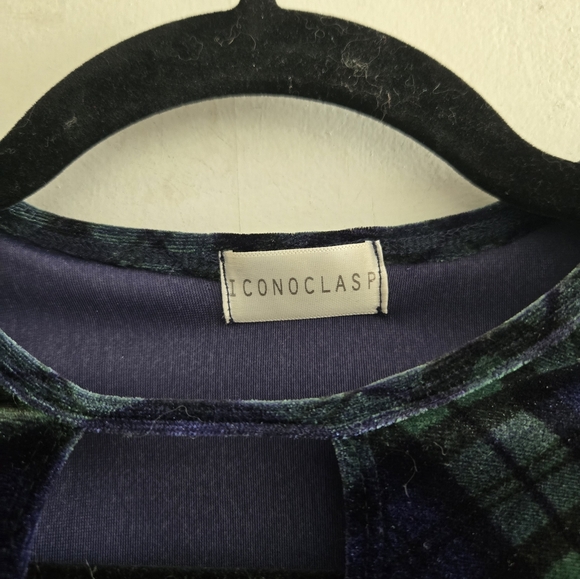 Green and blue plaid velvet top - Picture 3 of 3